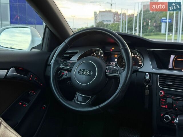 Білий Ауді A5, об'ємом двигуна 2 л та пробігом 235 тис. км за 13000 $, фото 11 на Automoto.ua