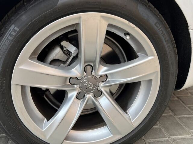 Белый Ауди А5, объемом двигателя 2 л и пробегом 119 тыс. км за 13800 $, фото 7 на Automoto.ua