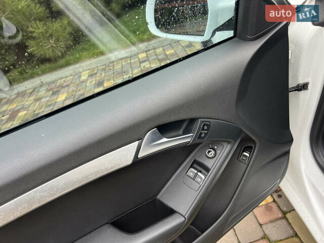 Белый Ауди А5, объемом двигателя 1.98 л и пробегом 171 тыс. км за 10700 $, фото 6 на Automoto.ua