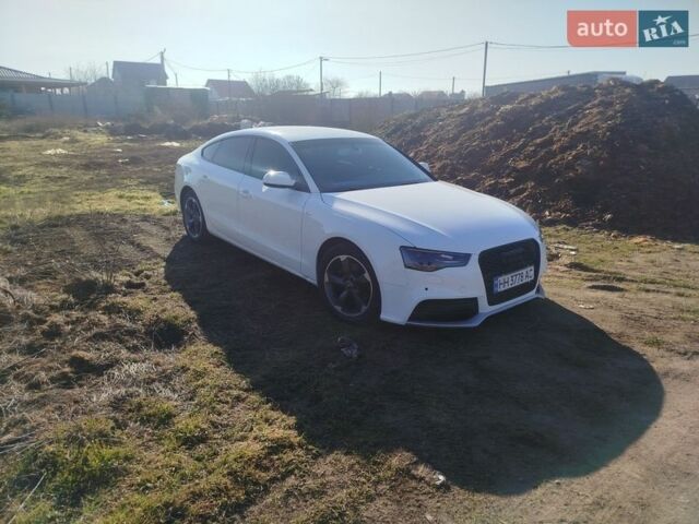 Белый Ауди А5, объемом двигателя 1.8 л и пробегом 118 тыс. км за 8500 $, фото 3 на Automoto.ua