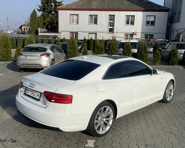 Белый Ауди А5, объемом двигателя 2 л и пробегом 282 тыс. км за 10299 $, фото 4 на Automoto.ua