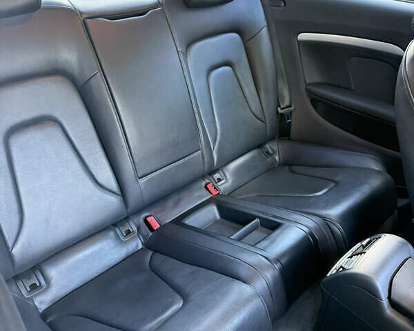 Белый Ауди А5, объемом двигателя 1.98 л и пробегом 281 тыс. км за 10200 $, фото 2 на Automoto.ua