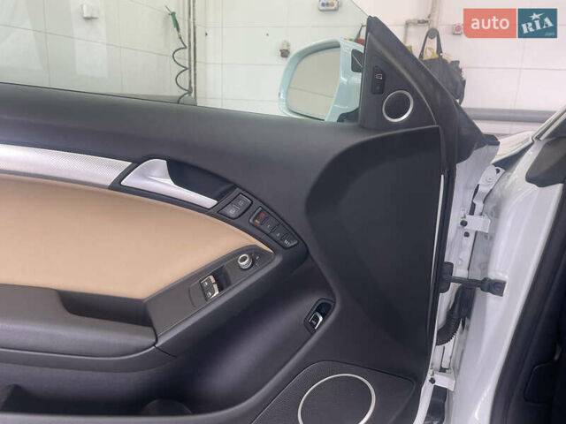 Білий Ауді A5, об'ємом двигуна 2 л та пробігом 101 тис. км за 14300 $, фото 20 на Automoto.ua