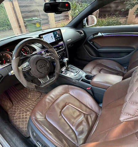 Белый Ауди А5, объемом двигателя 2 л и пробегом 200 тыс. км за 11900 $, фото 1 на Automoto.ua