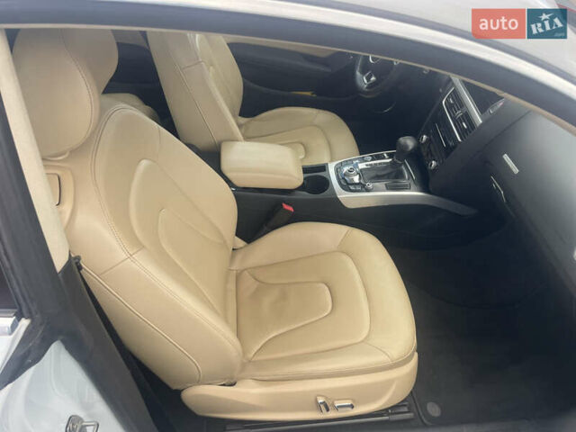 Білий Ауді A5, об'ємом двигуна 2 л та пробігом 101 тис. км за 14300 $, фото 8 на Automoto.ua