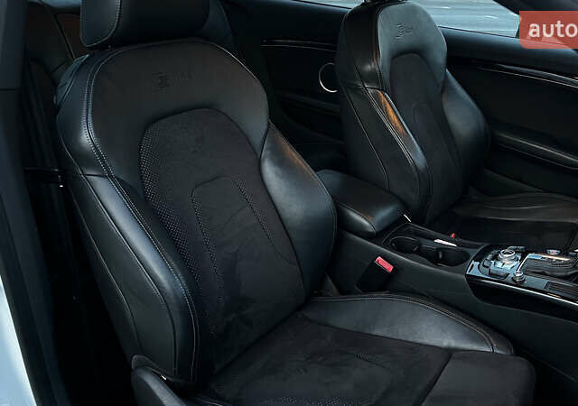 Белый Ауди А5, объемом двигателя 2 л и пробегом 204 тыс. км за 13500 $, фото 9 на Automoto.ua