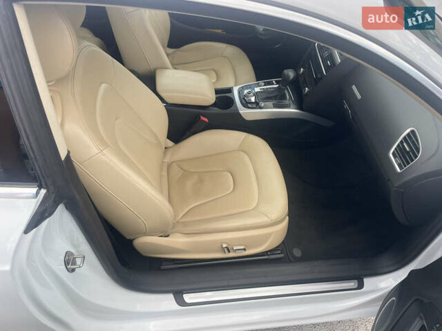 Білий Ауді A5, об'ємом двигуна 2 л та пробігом 101 тис. км за 14300 $, фото 9 на Automoto.ua