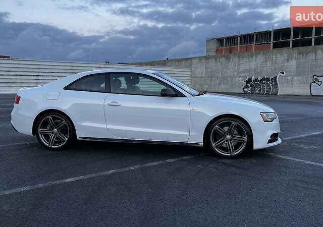 Белый Ауди А5, объемом двигателя 2 л и пробегом 204 тыс. км за 13500 $, фото 1 на Automoto.ua