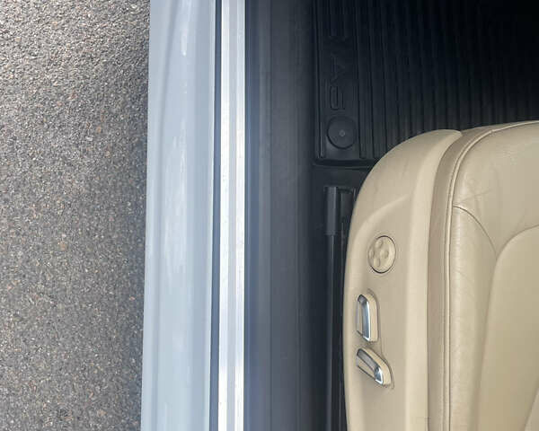 Білий Ауді A5, об'ємом двигуна 2 л та пробігом 101 тис. км за 14300 $, фото 12 на Automoto.ua