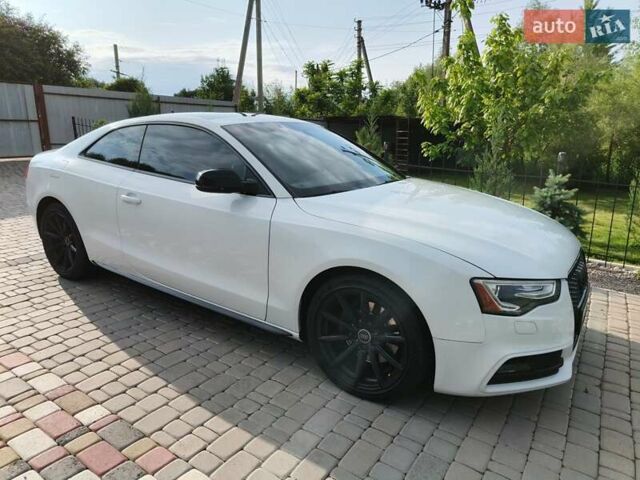 Білий Ауді A5, об'ємом двигуна 2 л та пробігом 210 тис. км за 12000 $, фото 2 на Automoto.ua