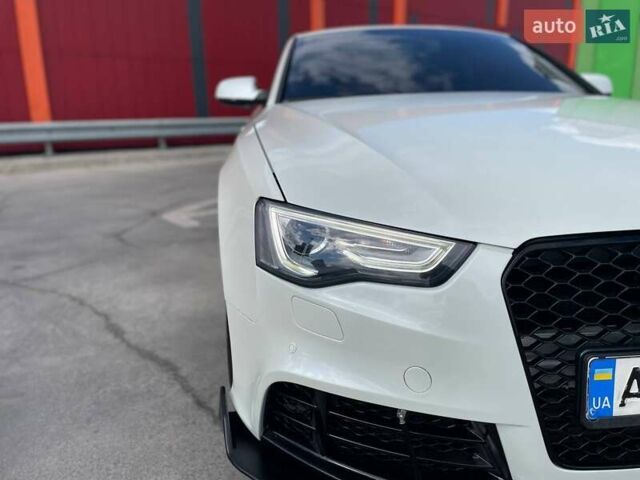 Белый Ауди А5, объемом двигателя 2 л и пробегом 114 тыс. км за 16000 $, фото 9 на Automoto.ua