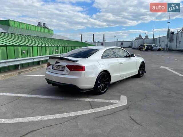 Белый Ауди А5, объемом двигателя 2 л и пробегом 114 тыс. км за 16000 $, фото 4 на Automoto.ua