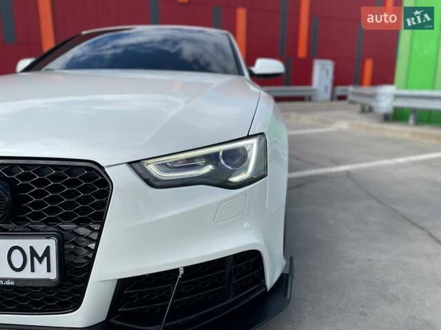Белый Ауди А5, объемом двигателя 2 л и пробегом 114 тыс. км за 16000 $, фото 8 на Automoto.ua