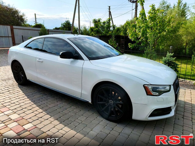 Белый Ауди А5, объемом двигателя 2 л и пробегом 210 тыс. км за 11500 $, фото 8 на Automoto.ua