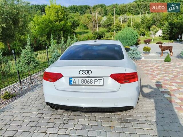 Білий Ауді A5, об'ємом двигуна 2 л та пробігом 210 тис. км за 12000 $, фото 8 на Automoto.ua