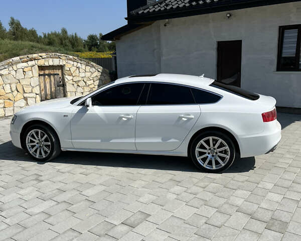 Белый Ауди А5, объемом двигателя 1.97 л и пробегом 83 тыс. км за 17800 $, фото 7 на Automoto.ua