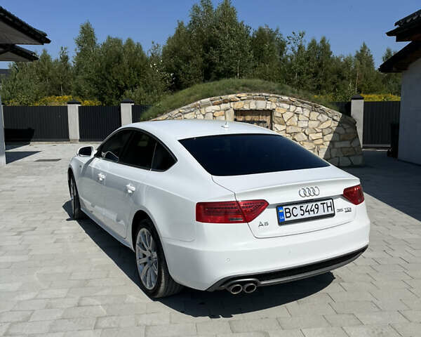 Белый Ауди А5, объемом двигателя 1.97 л и пробегом 83 тыс. км за 17800 $, фото 6 на Automoto.ua