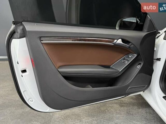 Белый Ауди А5, объемом двигателя 2 л и пробегом 186 тыс. км за 14400 $, фото 29 на Automoto.ua