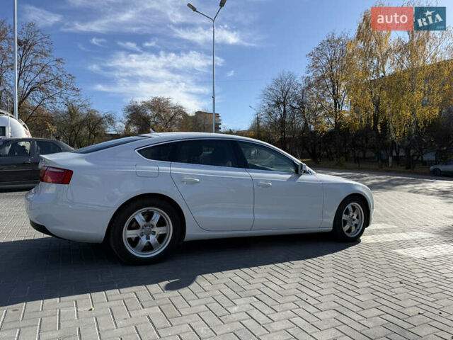 Білий Ауді A5, об'ємом двигуна 1.97 л та пробігом 129 тис. км за 17500 $, фото 10 на Automoto.ua