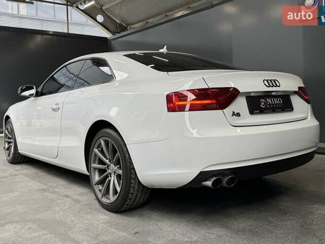 Белый Ауди А5, объемом двигателя 2 л и пробегом 186 тыс. км за 14400 $, фото 9 на Automoto.ua