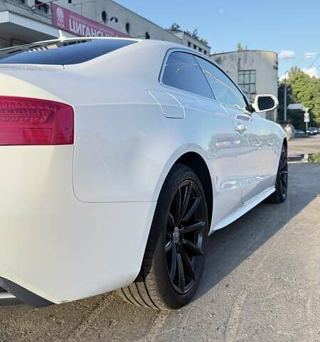 Белый Ауди А5, объемом двигателя 1.98 л и пробегом 162 тыс. км за 13800 $, фото 49 на Automoto.ua