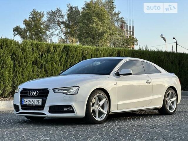 Білий Ауді A5, об'ємом двигуна 2 л та пробігом 52 тис. км за 18200 $, фото 13 на Automoto.ua