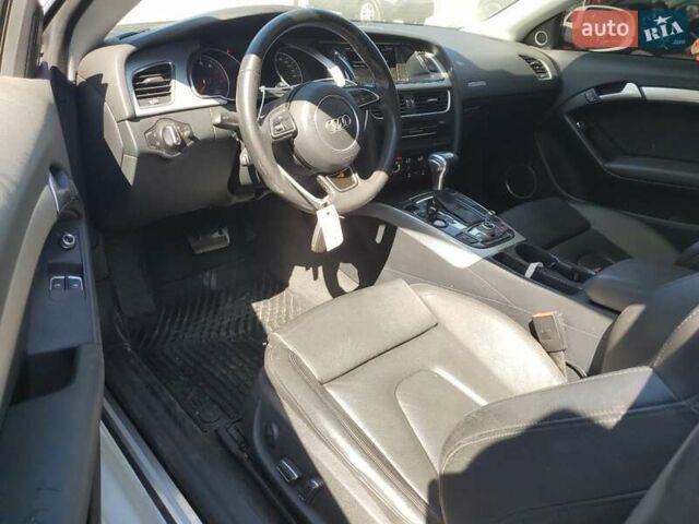Белый Ауди А5, объемом двигателя 2 л и пробегом 184 тыс. км за 1900 $, фото 7 на Automoto.ua