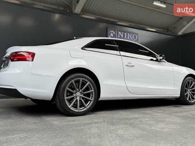 Белый Ауди А5, объемом двигателя 2 л и пробегом 186 тыс. км за 14400 $, фото 21 на Automoto.ua