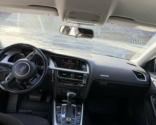 Білий Ауді A5, об'ємом двигуна 1.97 л та пробігом 129 тис. км за 17500 $, фото 16 на Automoto.ua