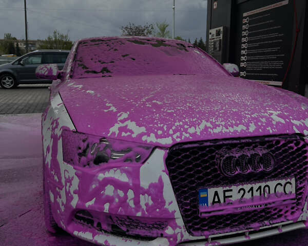 Белый Ауди А5, объемом двигателя 2 л и пробегом 103 тыс. км за 13600 $, фото 3 на Automoto.ua