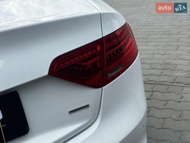 Белый Ауди А5, объемом двигателя 2 л и пробегом 149 тыс. км за 12299 $, фото 9 на Automoto.ua