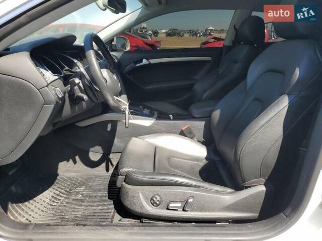 Белый Ауди А5, объемом двигателя 2 л и пробегом 184 тыс. км за 1900 $, фото 6 на Automoto.ua
