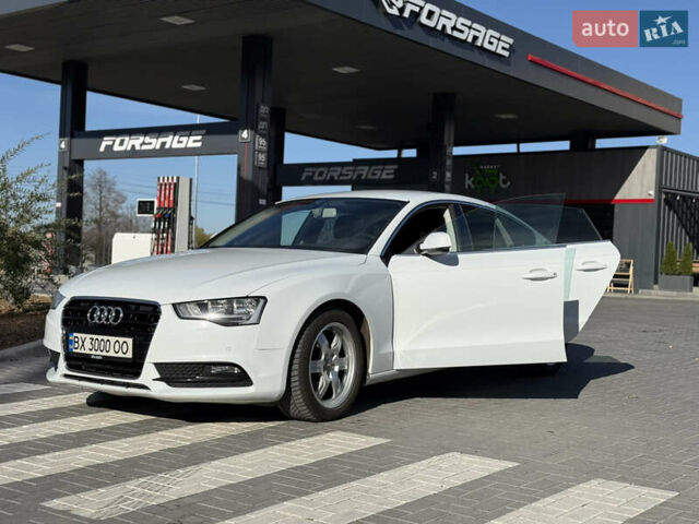 Білий Ауді A5, об'ємом двигуна 1.97 л та пробігом 129 тис. км за 17500 $, фото 17 на Automoto.ua