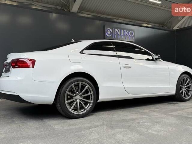 Белый Ауди А5, объемом двигателя 2 л и пробегом 186 тыс. км за 14400 $, фото 20 на Automoto.ua