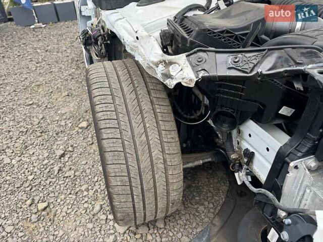 Білий Ауді A5, об'ємом двигуна 2 л та пробігом 107 тис. км за 7900 $, фото 24 на Automoto.ua