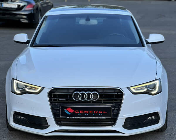 Белый Ауди А5, объемом двигателя 1.97 л и пробегом 83 тыс. км за 15999 $, фото 7 на Automoto.ua