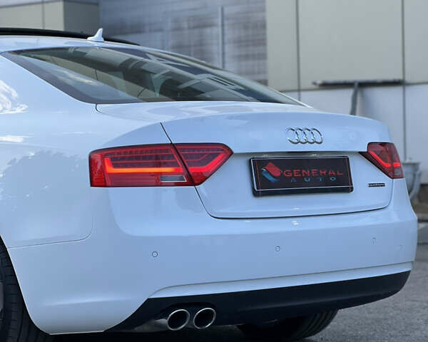 Белый Ауди А5, объемом двигателя 1.97 л и пробегом 83 тыс. км за 15800 $, фото 14 на Automoto.ua