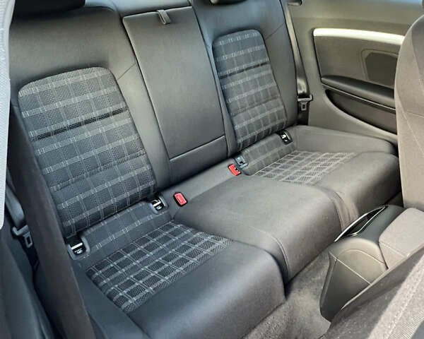 Белый Ауди А5, объемом двигателя 1.97 л и пробегом 83 тыс. км за 15800 $, фото 40 на Automoto.ua