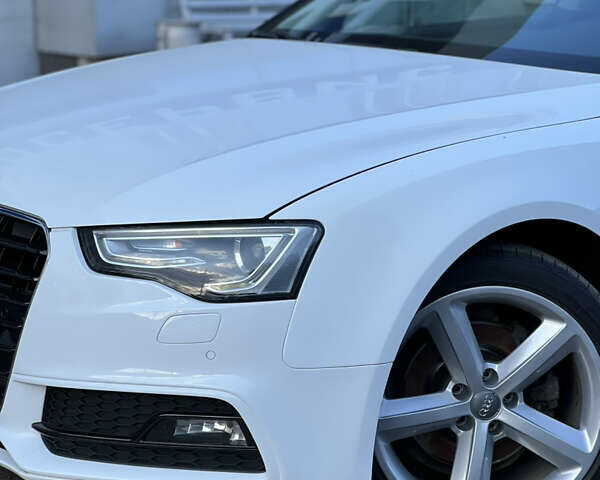 Белый Ауди А5, объемом двигателя 1.97 л и пробегом 83 тыс. км за 15800 $, фото 6 на Automoto.ua