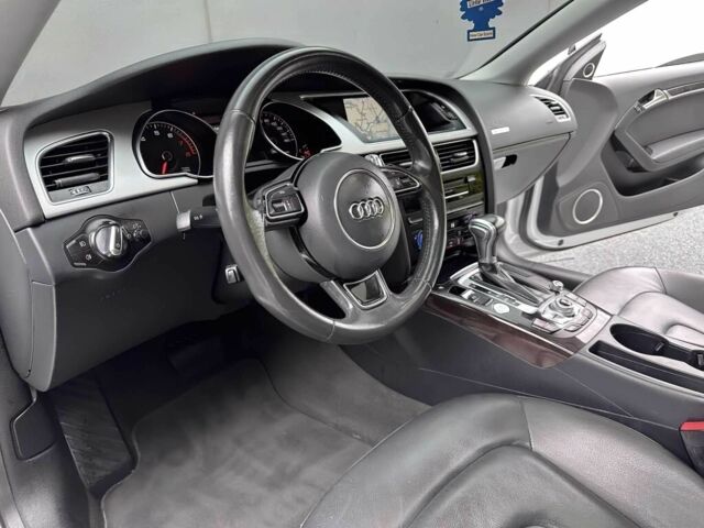 Белый Ауди А5, объемом двигателя 2 л и пробегом 108 тыс. км за 16000 $, фото 7 на Automoto.ua