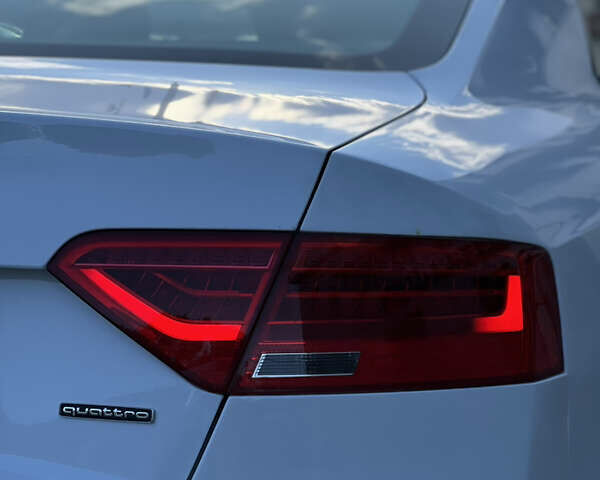 Белый Ауди А5, объемом двигателя 1.97 л и пробегом 83 тыс. км за 15999 $, фото 15 на Automoto.ua