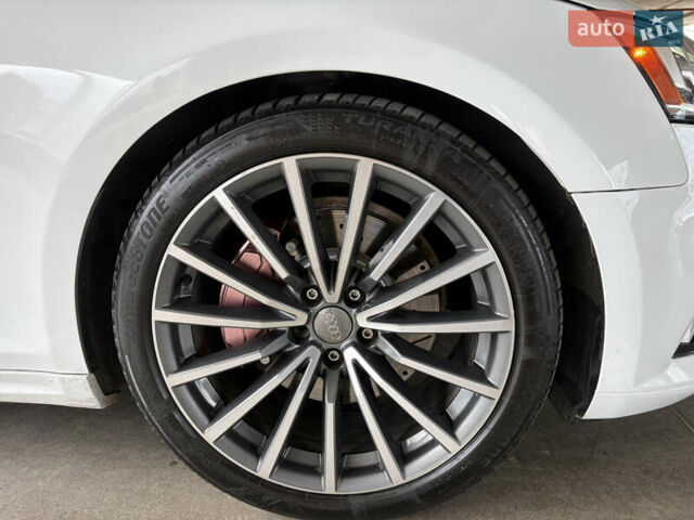 Белый Ауди А5, объемом двигателя 1.98 л и пробегом 173 тыс. км за 16300 $, фото 12 на Automoto.ua