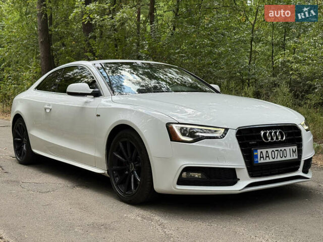 Белый Ауди А5, объемом двигателя 2 л и пробегом 140 тыс. км за 18000 $, фото 1 на Automoto.ua