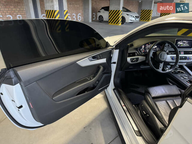 Белый Ауди А5, объемом двигателя 1.98 л и пробегом 159 тыс. км за 23400 $, фото 21 на Automoto.ua