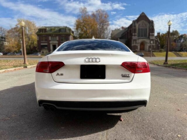 Белый Ауди А5, объемом двигателя 2 л и пробегом 76 тыс. км за 3500 $, фото 6 на Automoto.ua