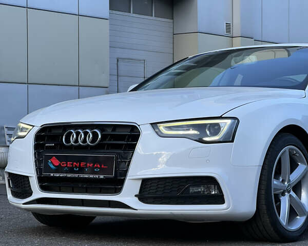 Белый Ауди А5, объемом двигателя 1.97 л и пробегом 83 тыс. км за 15999 $, фото 2 на Automoto.ua