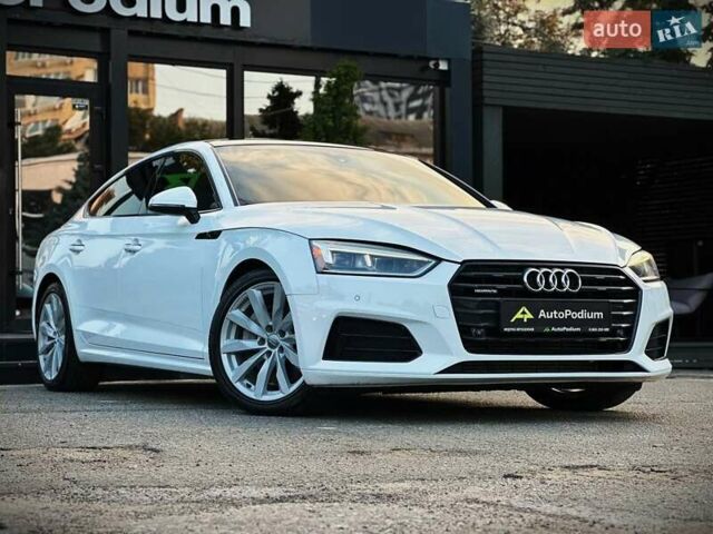 Белый Ауди А5, объемом двигателя 1.98 л и пробегом 80 тыс. км за 18500 $, фото 5 на Automoto.ua