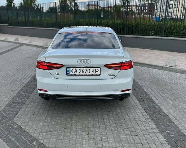 Білий Ауді A5, об'ємом двигуна 1.98 л та пробігом 170 тис. км за 29900 $, фото 6 на Automoto.ua