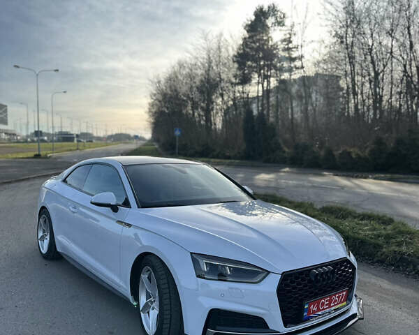 Белый Ауди А5, объемом двигателя 1.98 л и пробегом 151 тыс. км за 21800 $, фото 2 на Automoto.ua