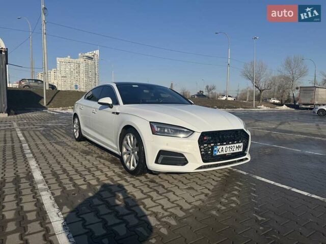 Белый Ауди А5, объемом двигателя 1.98 л и пробегом 195 тыс. км за 19900 $, фото 7 на Automoto.ua